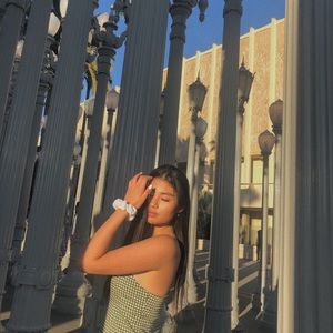 Meet your Posher, Gloria